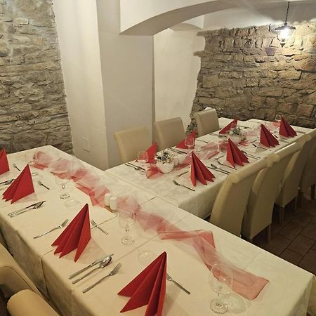 Hotel U Mesta Prahy Nachod Exterior photo